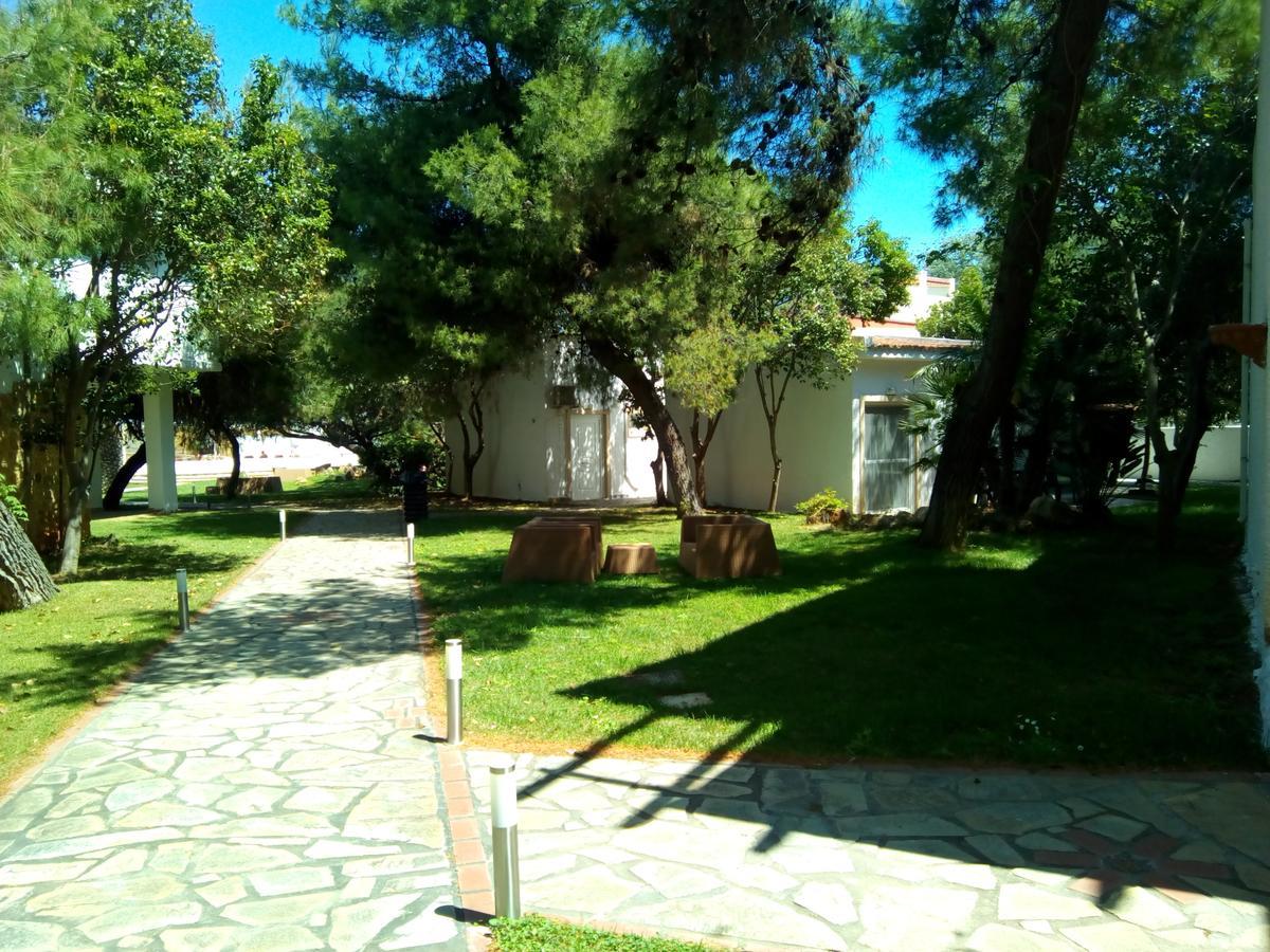 Hotel Marzi Beach&Bungalows Kokkónion Exterior foto